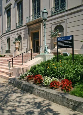 Zoom on the image : Dittrick Medical History Center 